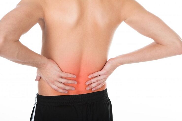 pain in the lower back with osteochondrosis